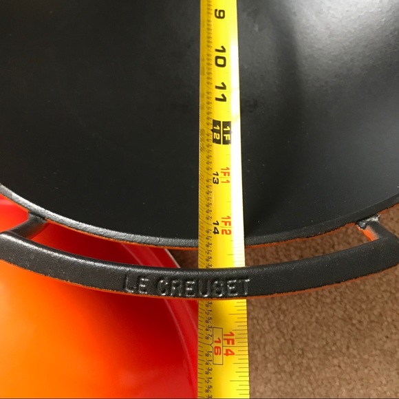 Le Creuset wok #36 flame cast iron - Picture 9 of 14